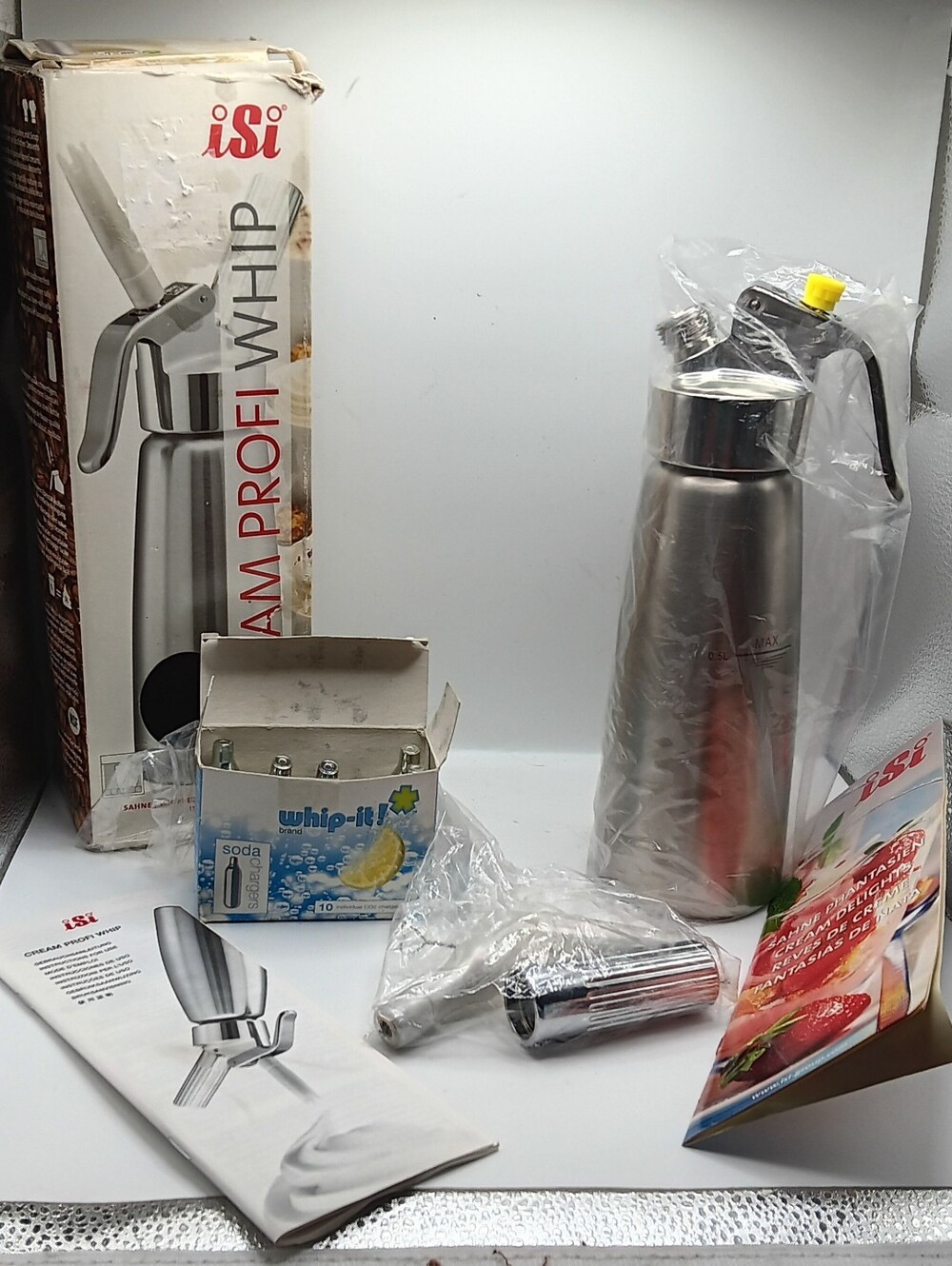 iSi Thermo Whip Stainless Steel Whipper 1 Pint / .5 L Sealed Box New 2004